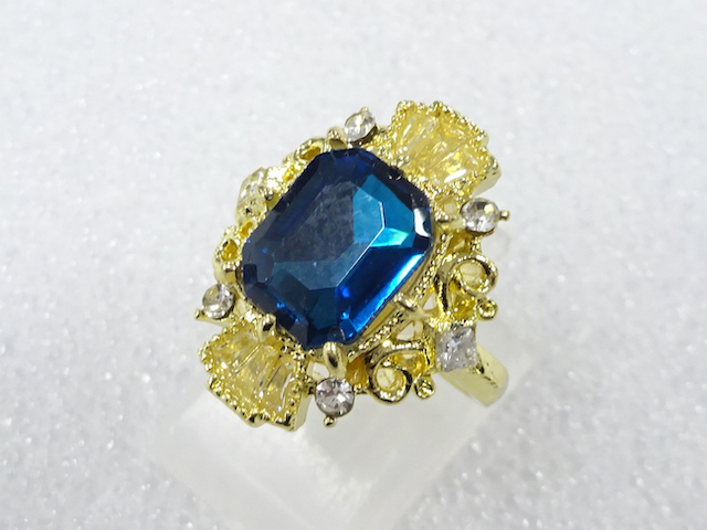 Japanese Kimono / Antique Accessories Metal